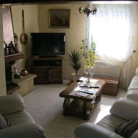 Bed & Breakfast Cosy Avec Cheminee Et Animaux Acceptes - Fr-1-585-144