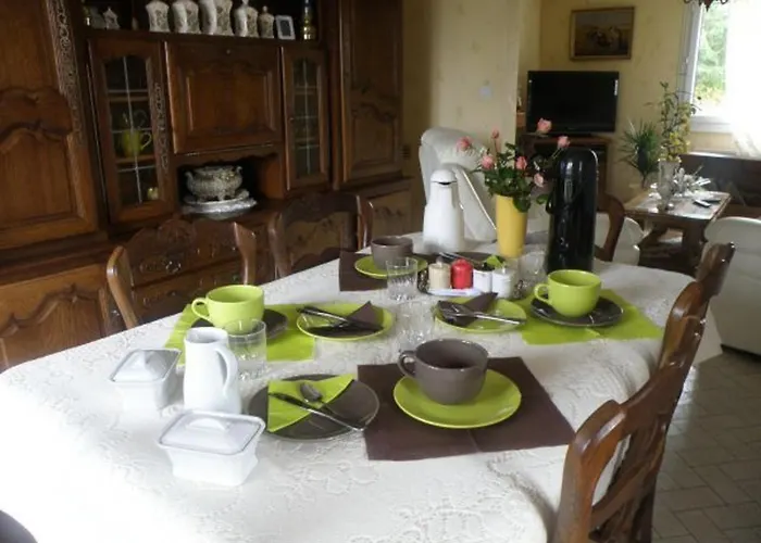 Cosy Avec Cheminee Et Animaux Acceptes - Fr-1-585-144 Отель типа 